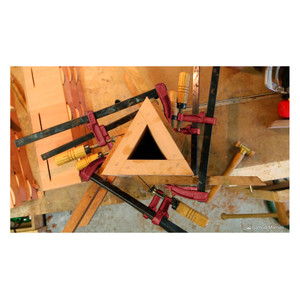 Стяга PIHER, модел ММ, дървена дръжка, 7см